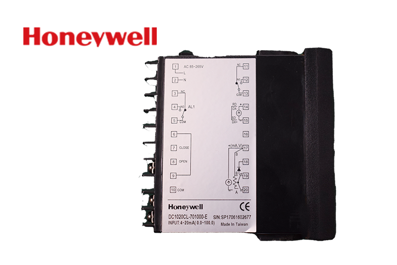 DC1020CL-701000-E  Comparator